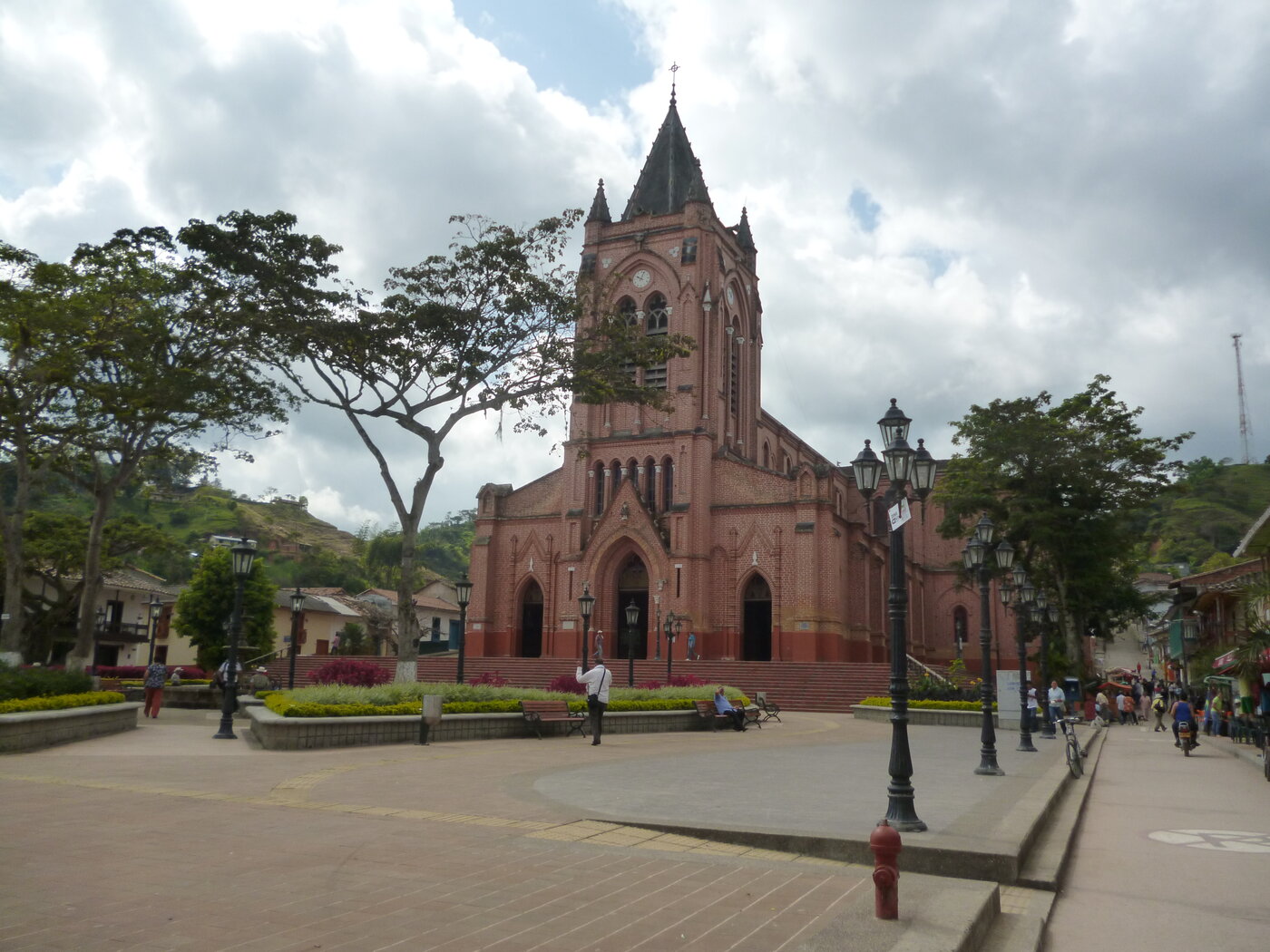 Parque principal de San Roque, Antioquia